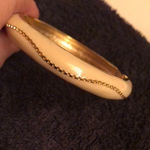 ⚓️ Creamy Enamel nautical + gold rope design, hinged stackable bangle bracelet